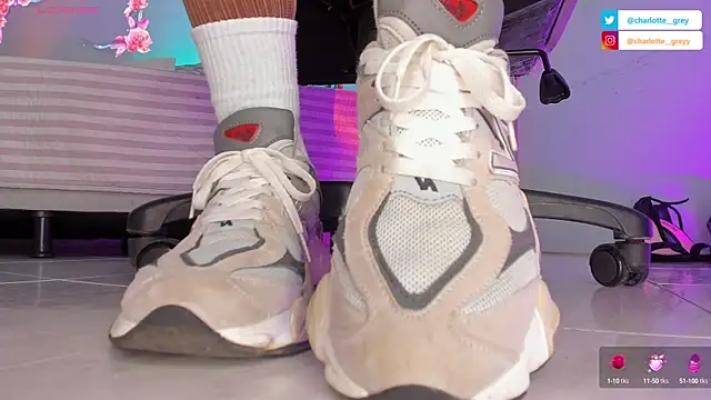 Snapshot of charlotte__grey chatting on October 11, 2025, 8:32 pm charlotte grey online show from October 11, 2025, 8:32 pm