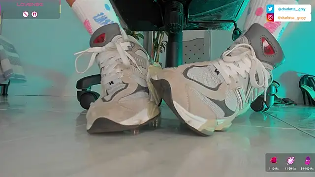 Snapshot of charlotte__grey chatting on October 13, 2025, 8:10 pm charlotte grey online show from October 13, 2025, 8:10 pm