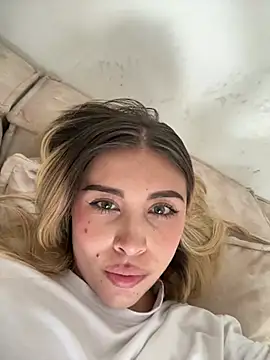 Snapshot of charlotte__grey chatting on June 28, 2026, 7:20 pm charlotte grey online show from June 28, 2026, 7:20 pm