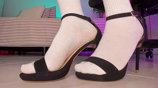 Snapshot of charlotte__grey chatting on October 12, 2025, 8:37 am charlotte grey online show from October 12, 2025, 8:37 am