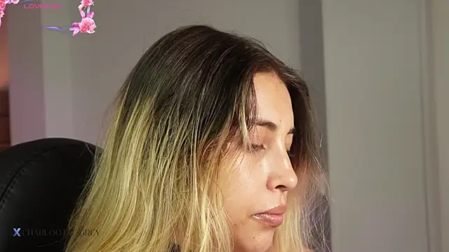 Snapshot of charlotte__grey chatting on August 6, 2026, 7:31 pm charlotte grey online show from August 6, 2026, 7:31 pm