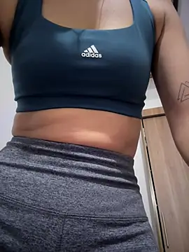 Snapshot of Sammantha_Grey chatting on March 10, 2025, 12:38 pm Sammantha Grey online show from March 10, 2025, 12:38 pm