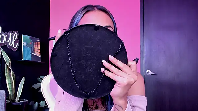 Snapshot of Juanadearco5 chatting on November 20, 2025, 4:07 pm Juanadearco5 online show from November 20, 2025, 4:07 pm