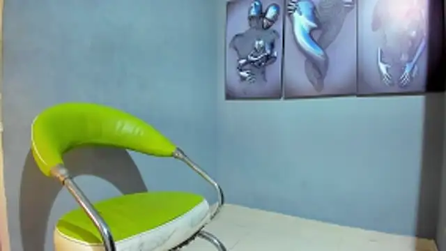 Snapshot of jamiief4 chatting on November 2, 2025, 12:37 am jamiief4 online show from November 2, 2025, 12:37 am