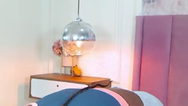 SabrinaDevill online show from February 10, 2026, 1:32 pm