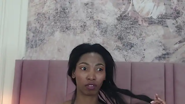 SabrinaDevill online show from November 27, 2025, 1:00 pm