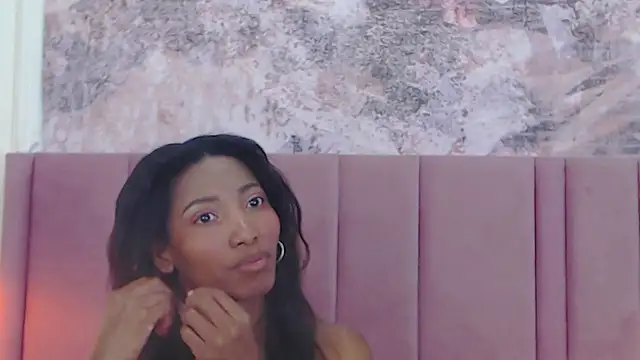 SabrinaDevill online show from October 31, 2025, 1:19 pm