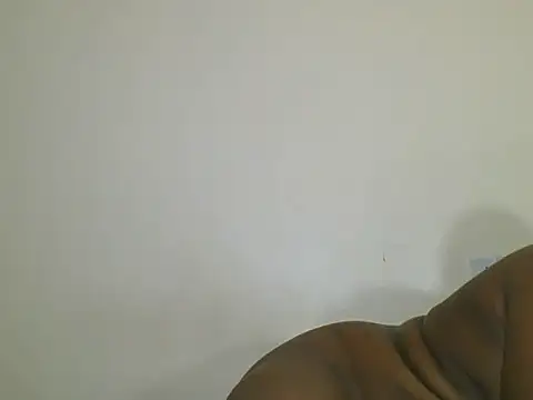 Snapshot of Prettyface25 chatting on December 14, 2025, 9:15 am Prettyface25 online show from December 14, 2025, 9:15 am