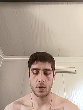 arenn1997 online show from April 28, 2026, 12:20 pm