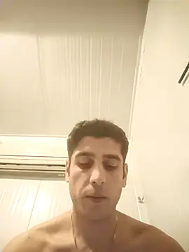 arenn1997 online show from November 28, 2025, 9:59 pm