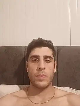 arenn1997 online show from June 6, 2026, 10:37 pm