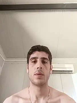 arenn1997 online show from April 27, 2026, 12:14 pm