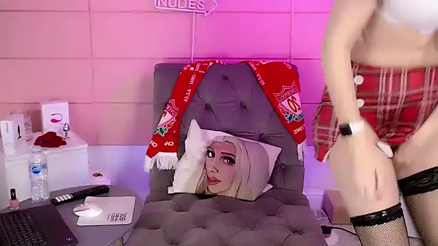 Snapshot of nurse-barbie chatting on November 26, 2025, 8:42 pm nurse-barbie online show from November 26, 2025, 8:42 pm