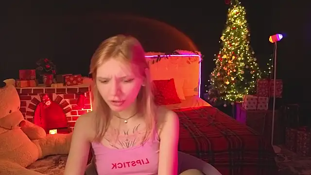 Snapshot of LitaBrom chatting on January 13, 2026, 9:02 am LitaBrom online show from January 13, 2026, 9:02 am