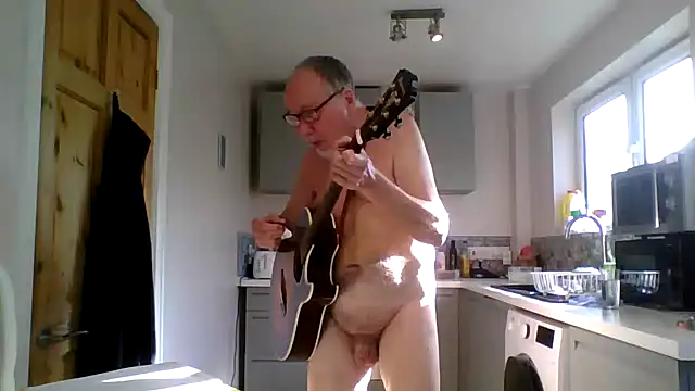 jimmybenido online show from May 4, 2026, 4:43 pm
