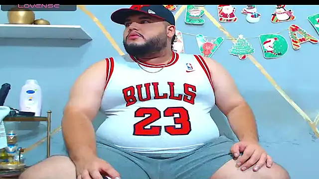 Snapshot of damian_chubby chatting on November 28, 2025, 3:17 am damian chubby online show from November 28, 2025, 3:17 am