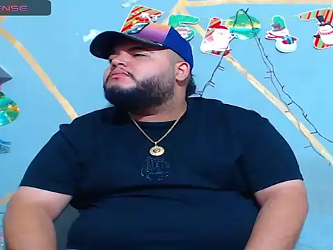 Snapshot of damian_chubby chatting on December 14, 2025, 7:08 pm damian chubby online show from December 14, 2025, 7:08 pm