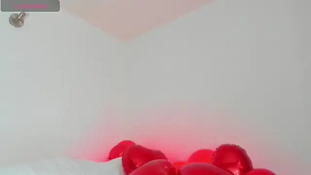 Snapshot of honeyann08 chatting on February 13, 2025, 8:34 pm honeyann08 online show from February 13, 2025, 8:34 pm