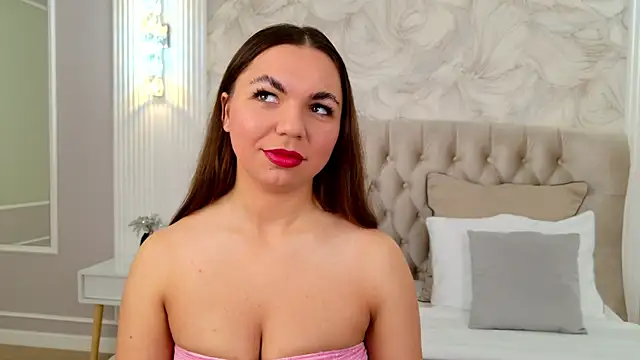 CamillaLarson online show from April 29, 2026, 3:11 am