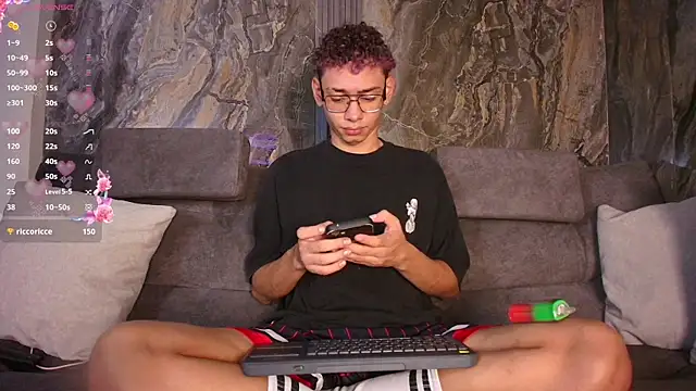 Daviid laidd online show from February 19, 2026, 8:11 am