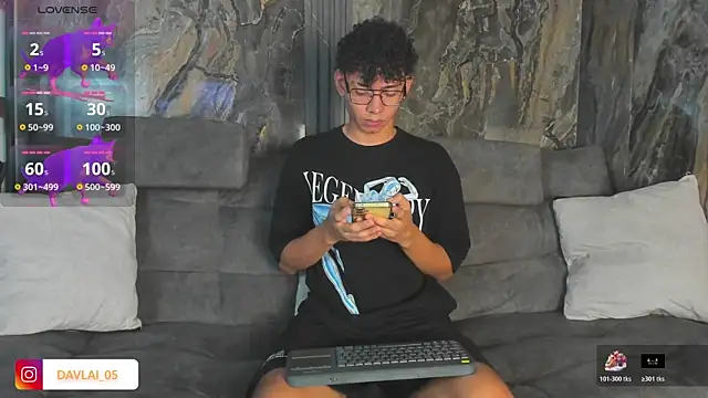 Daviid laidd online show from December 22, 2025, 7:36 pm