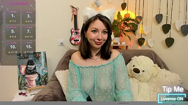 Snapshot of MelodyBlosom chatting on January 15, 2025, 6:01 am MelodyBlosom online show from January 15, 2025, 6:01 am