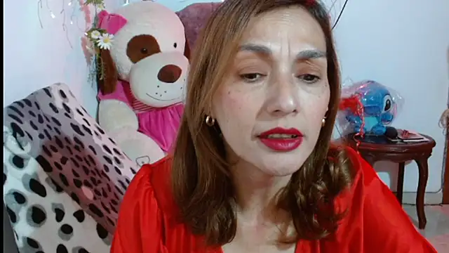 Snapshot of italagomez_ chatting on December 14, 2025, 12:33 pm italagomez online show from December 14, 2025, 12:33 pm