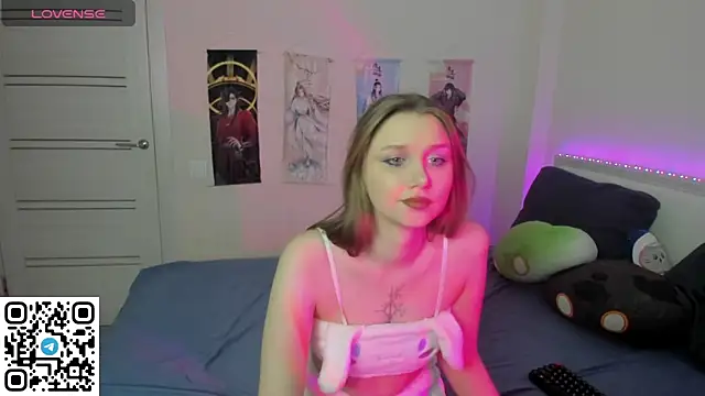 Snapshot of JorRoger chatting on April 1, 2026, 1:19 am JorRoger online show from April 1, 2026, 1:19 am