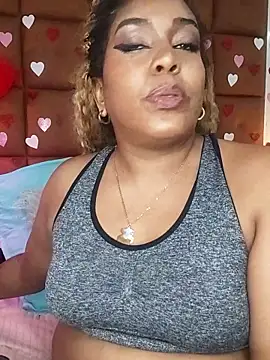 ELLA KELLY online show from March 3, 2026, 1:51 pm