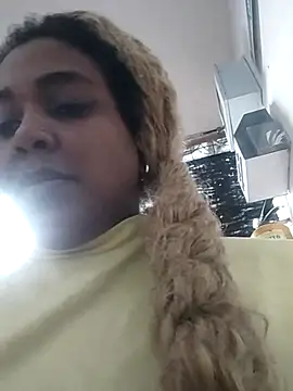 ELLA KELLY online show from November 26, 2025, 12:16 pm