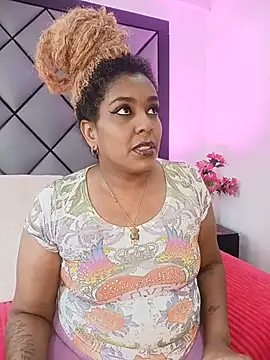 ELLA KELLY online show from June 17, 2026, 11:53 am