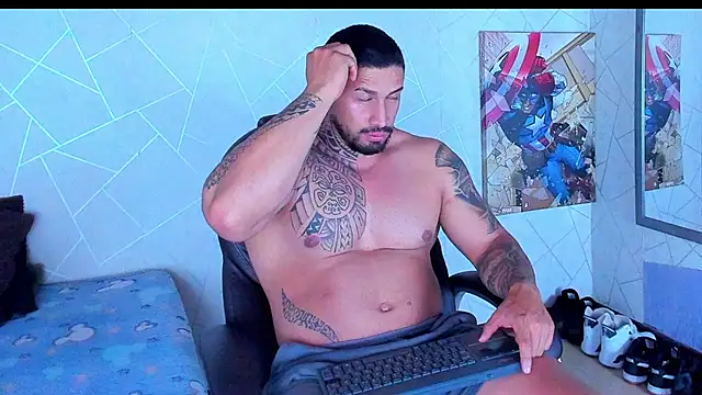 Snapshot of Cristian_Walker chatting on November 27, 2025, 10:48 am Cristian Walker online show from November 27, 2025, 10:48 am