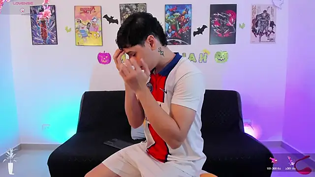 jonathanjoestar  online show from November 5, 2025, 8:45 pm