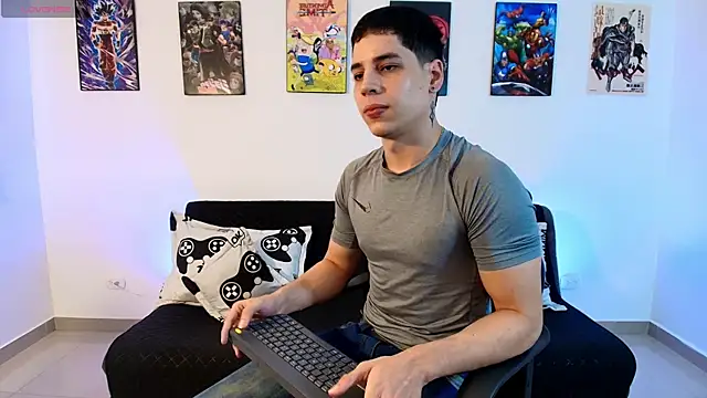 jonathanjoestar  online show from May 1, 2026, 8:36 pm