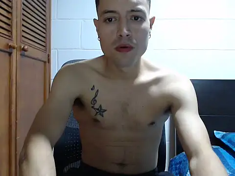 Snapshot of dimitriquiet05 chatting on February 6, 2026, 8:54 am dimitriquiet05 online show from February 6, 2026, 8:54 am