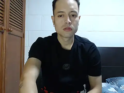 Snapshot of dimitriquiet05 chatting on February 28, 2026, 9:25 pm dimitriquiet05 online show from February 28, 2026, 9:25 pm