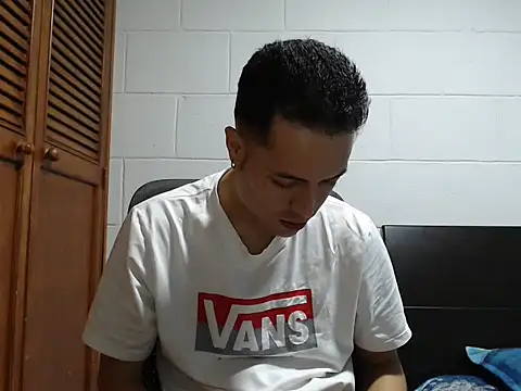 Snapshot of dimitriquiet05 chatting on February 23, 2026, 10:16 am dimitriquiet05 online show from February 23, 2026, 10:16 am