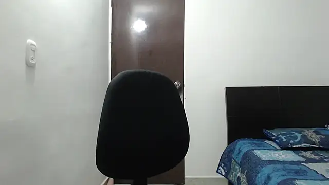 dimitriquiet05 online show from December 19, 2024, 2:12 am