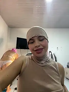 Snapshot of lalilamassu1 chatting on March 14, 2025, 2:19 pm lalilamassu1 online show from March 14, 2025, 2:19 pm
