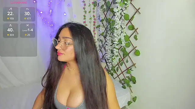 Snapshot of zara41 chatting on June 24, 2026, 7:33 pm zara41 online show from June 24, 2026, 7:33 pm