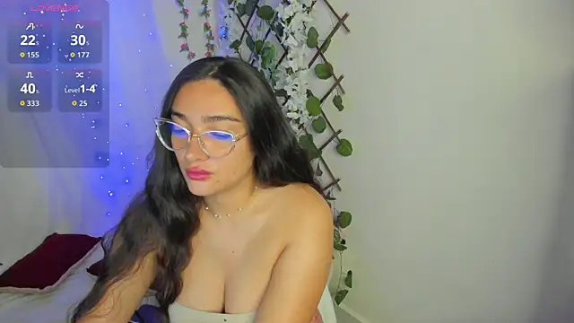 Snapshot of zara41 chatting on June 27, 2026, 4:24 pm zara41 online show from June 27, 2026, 4:24 pm