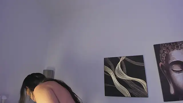 Snapshot of Kathia_Morelli chatting on May 20, 2026, 11:51 am Kathia Morelli online show from May 20, 2026, 11:51 am