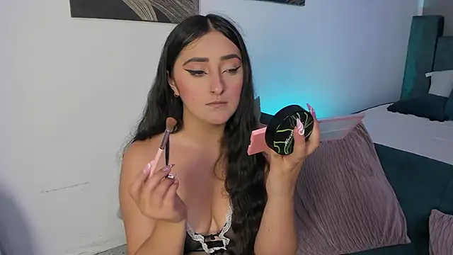 Snapshot of Kathia_Morelli chatting on November 21, 2025, 11:53 am Kathia Morelli online show from November 21, 2025, 11:53 am