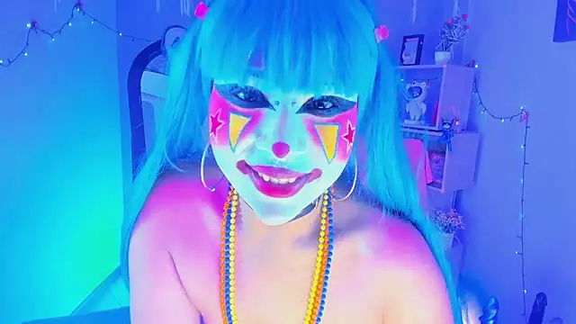 kuromi69 online show from April 5, 2026, 1:29 pm