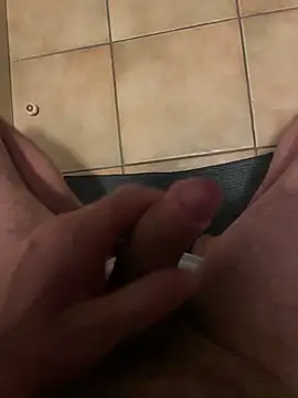 Snapshot of dimitriei chatting on November 29, 2025, 7:41 am dimitriei online show from November 29, 2025, 7:41 am