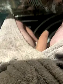 Snapshot of dimitriei chatting on November 25, 2025, 6:25 am dimitriei online show from November 25, 2025, 6:25 am