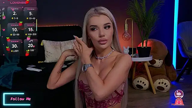 CelyneMay online show from June 21, 2026, 10:43 am