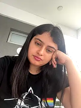Snapshot of Stephania_18 chatting on September 17, 2025, 6:43 pm Stephania 18 online show from September 17, 2025, 6:43 pm