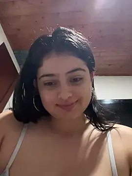 Snapshot of Stephania_18 chatting on February 19, 2025, 2:23 am Stephania 18 online show from February 19, 2025, 2:23 am