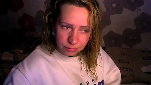 Queen Daenerys online show from March 5, 2026, 2:02 pm